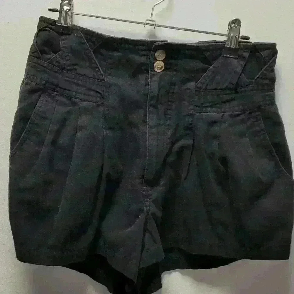 90S high waisted shorts